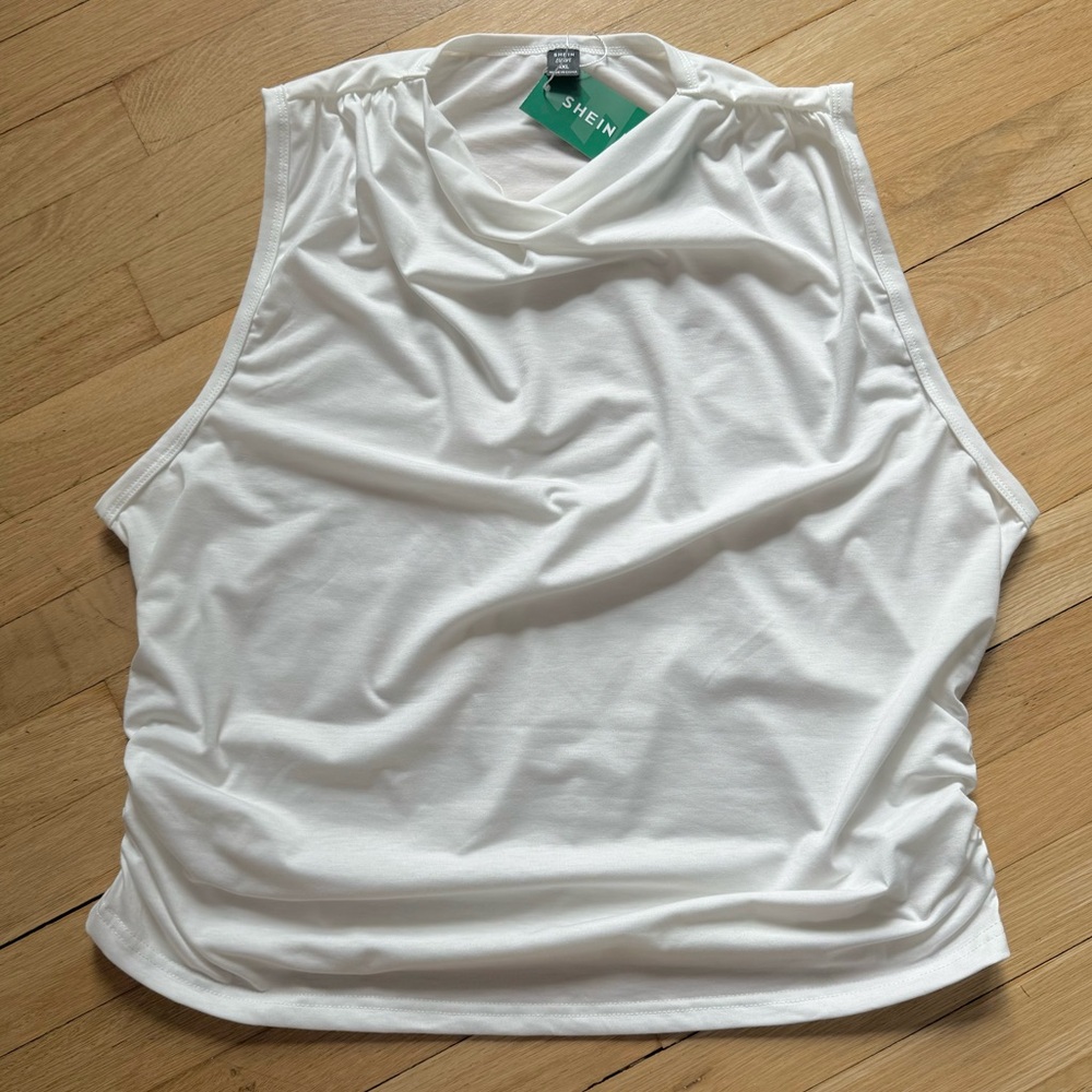 🍂CLEAROUT Solid Ruched Tank Top - Picture 2 of 8